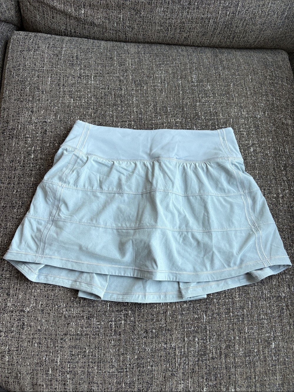 lululemon Pace Rival Mid Rise Skirt in Chambray Size 2